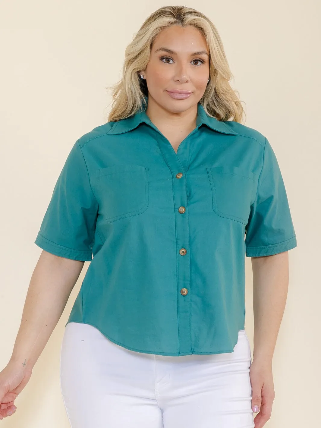 PLUS SIZE SHORT SLEEVE BUTTON UP FRONT POCKET TOP