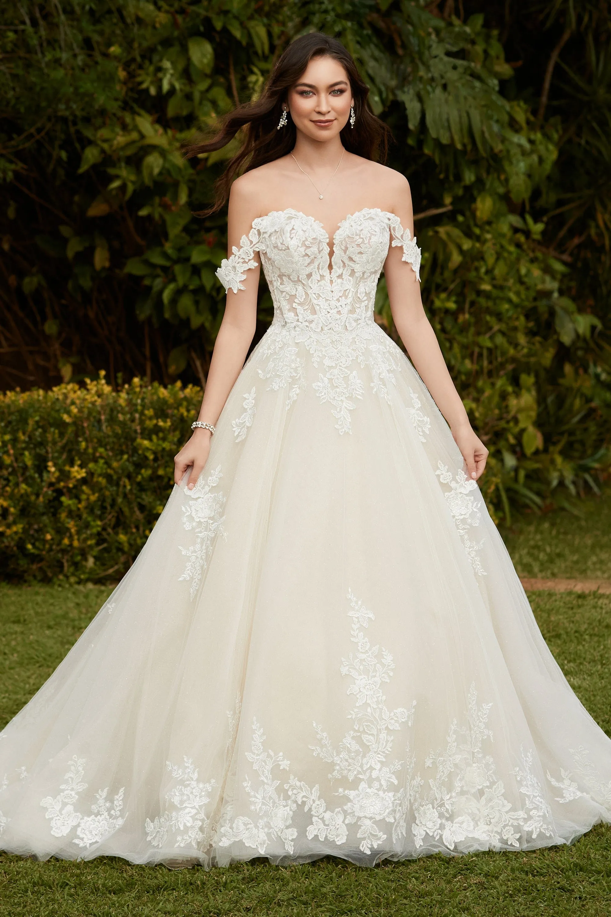 Sophia Tolli: Y12248 - Rebekah