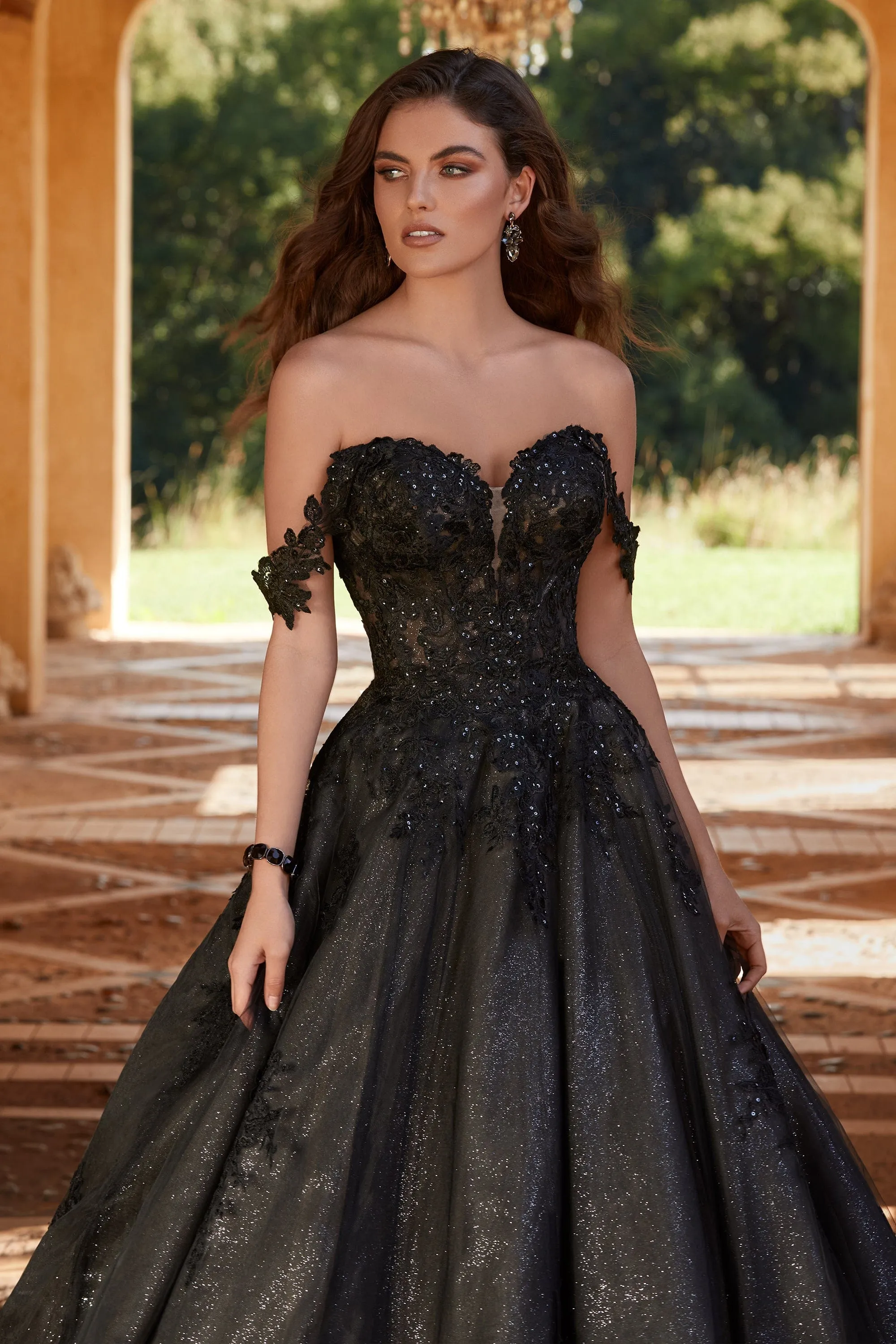 Sophia Tolli: Y12248 - Rebekah