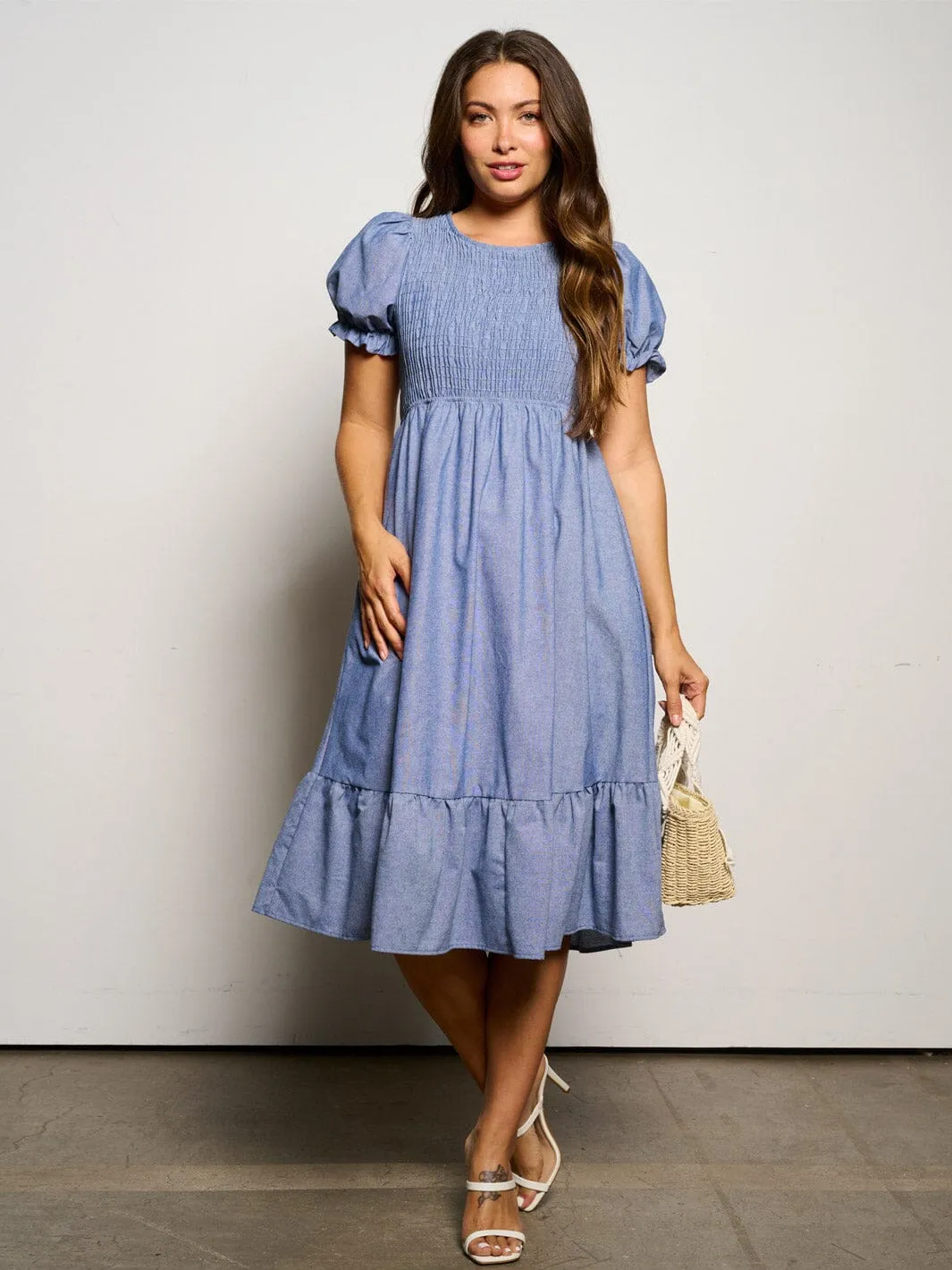 WOMEN'S SHORT SLEEVE ELASTIC WAIST POCKETS SMOCK MIDI DRESS